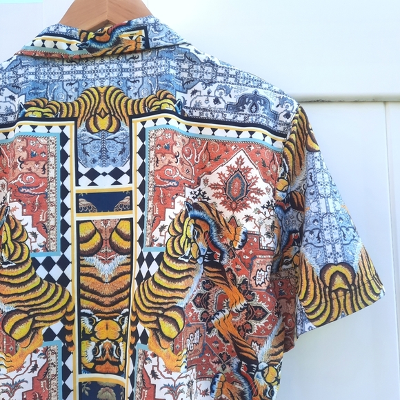 PacSun Camp Shirt | Button Up | Tiger Bandana Print | Size Medium - Picture 11 of 15
